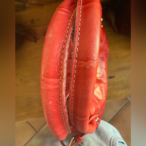 Dooney & Burke Red Croc-Embossed Shoulder Bag - Picture 5 of 9